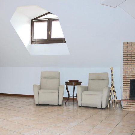 Lovely Apartment Near Canal - Via Foscolo Corsico Buitenkant foto